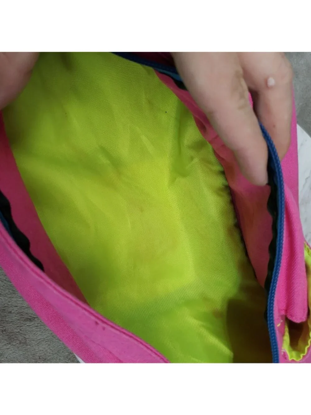 Kavu Purse Womens 18x10x4 Hot Pink Canvas Rope Bag Sling Backpack *Read*